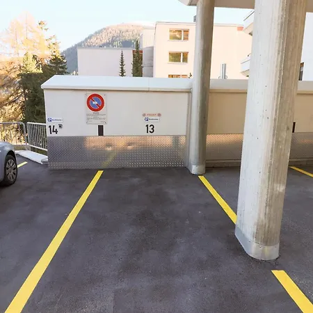 شقة Richmond - 104 & 105 & 402 *
