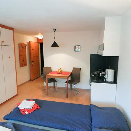 Richmond - 104 & 105 & 402 Apartment Davos